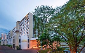 Feathers- A Radha Hotel,  5*
